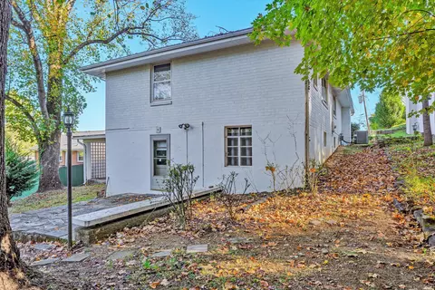 Exterior - 542 Dillard Rd SW, Roanoke, VA 24014 photo 11 of 15