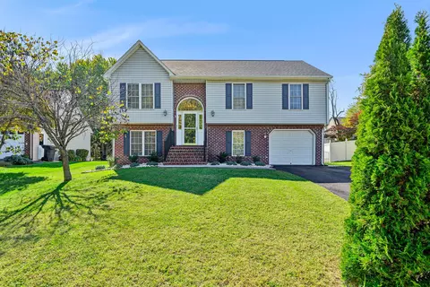 6012 Carolina Trl, Roanoke, VA 24019