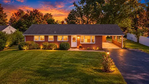 1619 Michael St NW, Roanoke, VA 24017