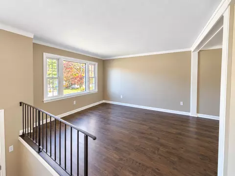 Living - 623 Angle Ln NE, Roanoke, VA 24019 photo 1 of 2