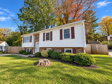 Exterior - 623 Angle Ln NE, Roanoke, VA 24019 photo 3 of 5