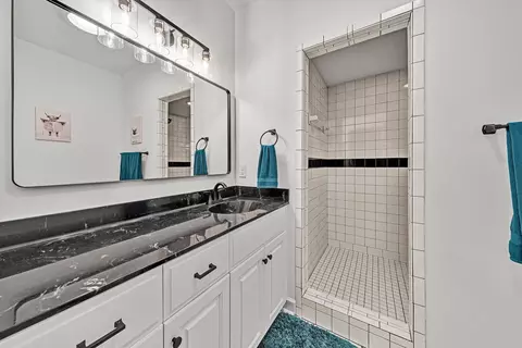 Bath - 6 Low Country Dr, Penhook, VA 24137 photo 6 of 8
