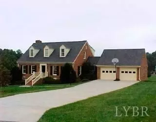 417 Meadows Dr, Forest, VA 24551 photo 1