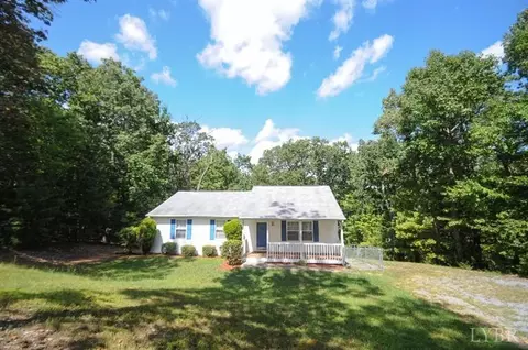 155 Deer Path, Rustburg, VA 24588 photo 1