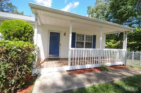155 Deer Path, Rustburg, VA 24588 photo 2