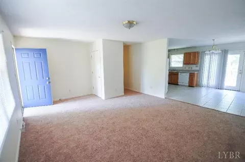 155 Deer Path, Rustburg, VA 24588 photo 5