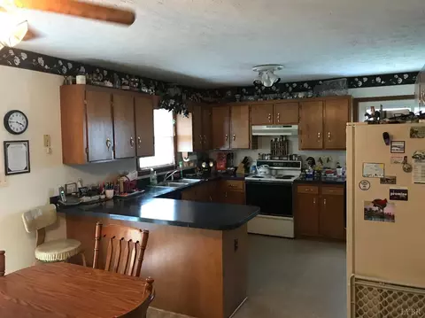 4888 Goode Rd, Goode, VA 24556 photo 18