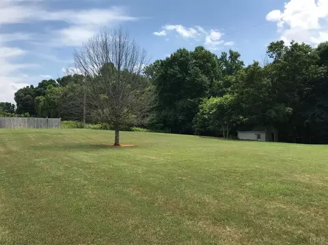 4888 Goode Rd, Goode, VA 24556 photo 3