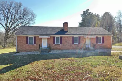 4724 Salem Rd, Spout Spring, VA 24593 photo 3
