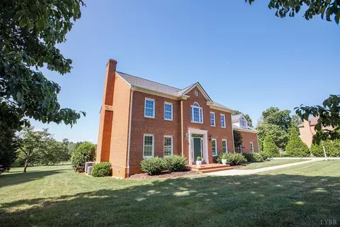 303 Spring Lake Rd, Forest, VA 24551 photo 3