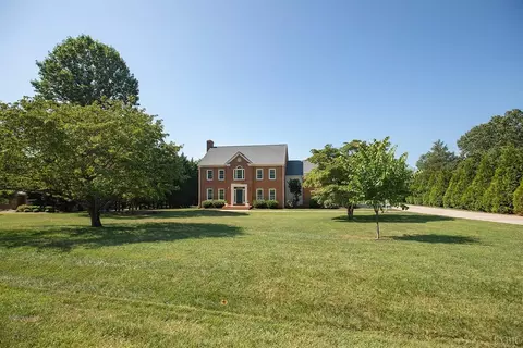 303 Spring Lake Rd, Forest, VA 24551 photo 1