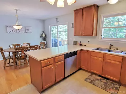 28 Viking Ln, Forest, VA 24551 photo 18