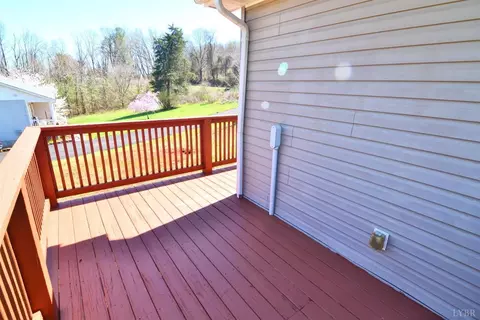 522 Kenmore Rd, Amherst, VA 24521 photo 8