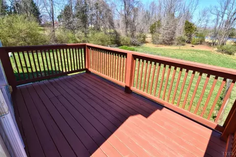 522 Kenmore Rd, Amherst, VA 24521 photo 9