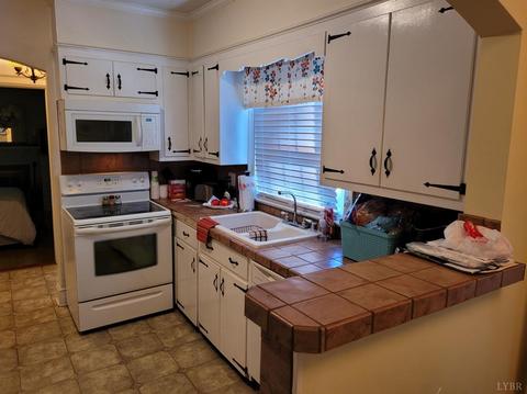 5120 Halifax Rd, Halifax, VA 24558 photo 8