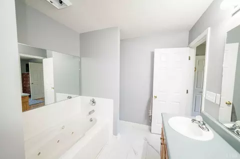 1430 Meadow Down Dr, Forest, VA 24551 photo 30