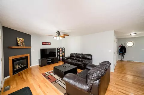 1430 Meadow Down Dr, Forest, VA 24551 photo 18