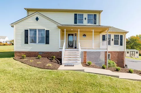 1430 Meadow Down Dr, Forest, VA 24551 photo 1