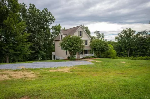 261 Oak Spring Ln, Madison Heights, VA 24572