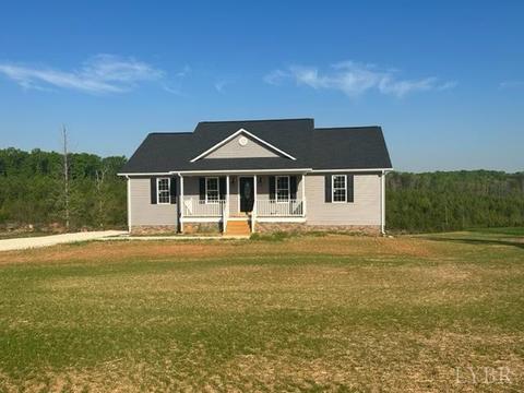 215 Beeks Ln, Spout Spring, VA 24593 photo 2