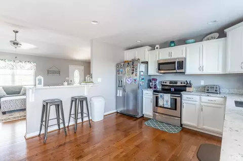 517 Beeks Ln, Spout Spring, VA 24593 photo 7