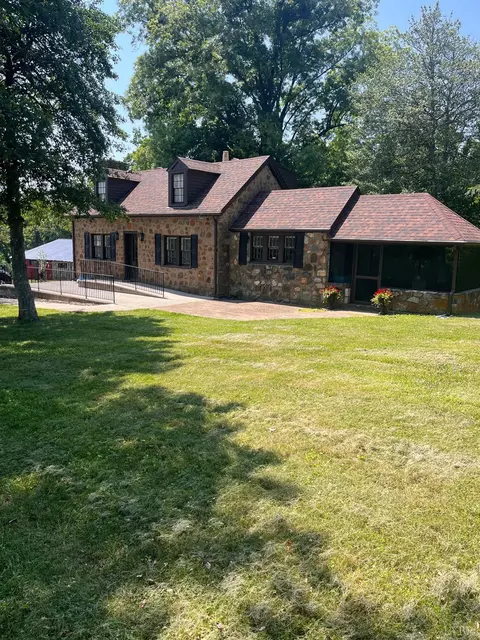 3860 S Amherst Hwy, Madison Heights, VA 24572
