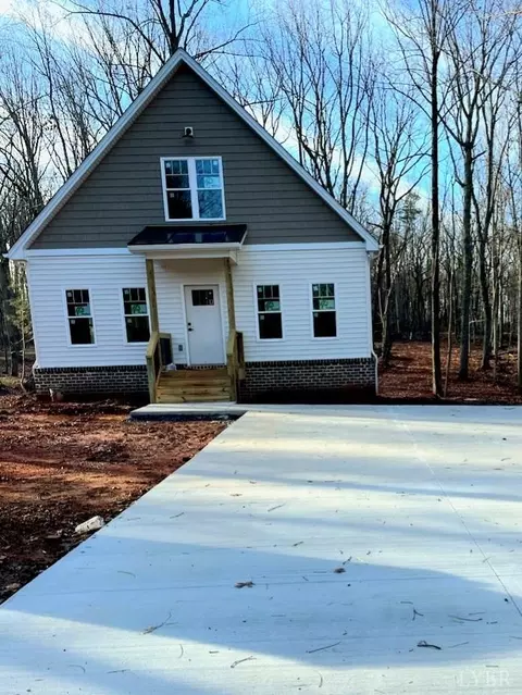 190 Hawkins Rd, Evington, VA 24550 photo 2