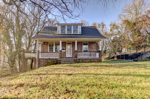 1500 Esmond St, Lynchburg, VA 24504