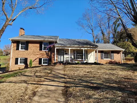 816 Mohawk Dr, Lynchburg, VA 24502