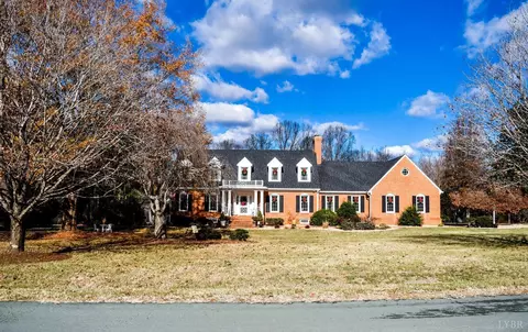 148 Hans Hill Dr, Madison Heights, VA 24572