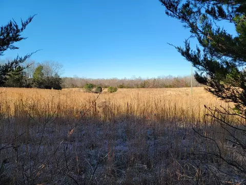 18 Down Creek Rd, Brookneal, VA 24528