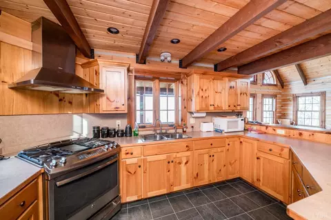 314 Mountain Top Dr, Amherst, VA 24521 photo 17