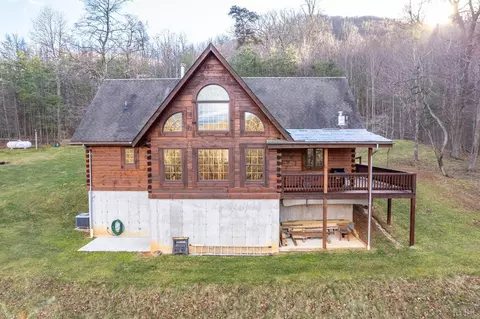 314 Mountain Top Dr, Amherst, VA 24521 photo 4