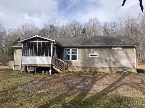 233 Kingston Rd, Evington, VA 24550 photo 3