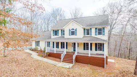 259 Oakcroft Dr, Madison Heights, VA 24572