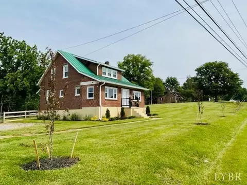 3916 S Amherst Hwy, Madison Heights, VA 24572