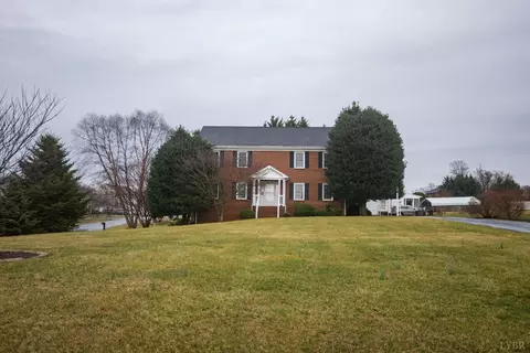 Exterior - 1018 Meadow Down Dr, Forest, VA 24551 photo 15 of 19