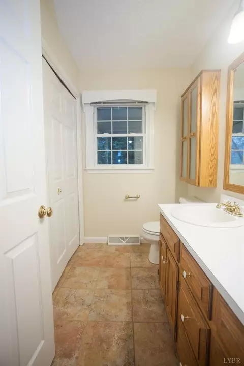 Bath - 1018 Meadow Down Dr, Forest, VA 24551 photo 2 of 13