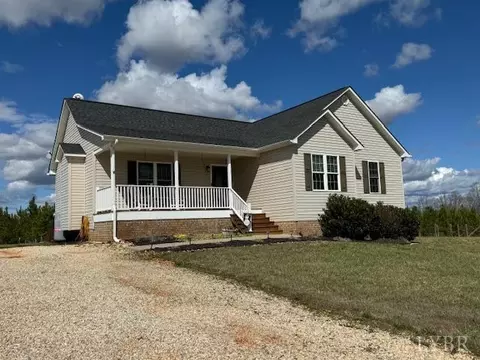 Exterior - 567 Beeks Ln, Spout Spring, VA 24593 photo 3 of 17