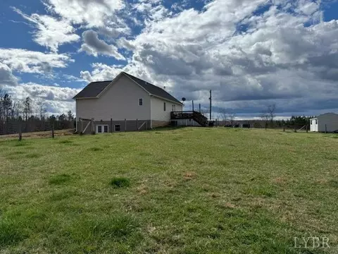 Exterior - 567 Beeks Ln, Spout Spring, VA 24593 photo 10 of 17