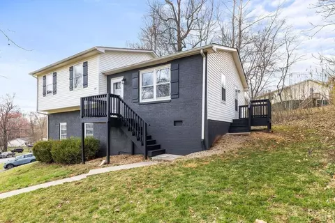 138 Walnut St, Amherst, VA 24521 photo 1