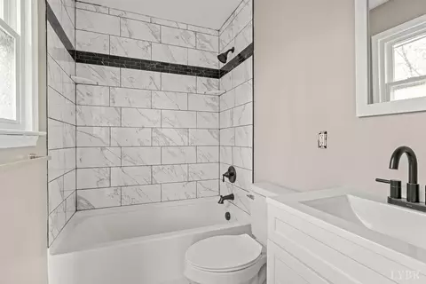 138 Walnut St, Amherst, VA 24521 photo 16
