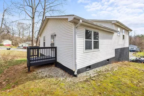 138 Walnut St, Amherst, VA 24521 photo 23