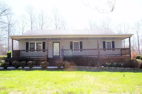 120 Alex Ct, Madison Heights, VA 24572