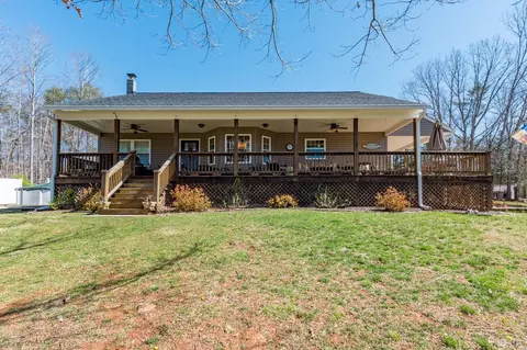 375 E Perch Rd, Monroe, VA 24574 photo 1