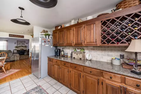 375 E Perch Rd, Monroe, VA 24574 photo 9