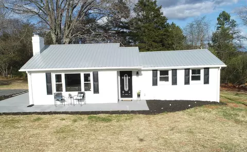 963 Crews Shop Rd, Lynchburg, VA 24504