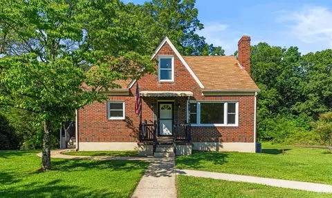 384 Amelon Rd, Madison Heights, VA 24572