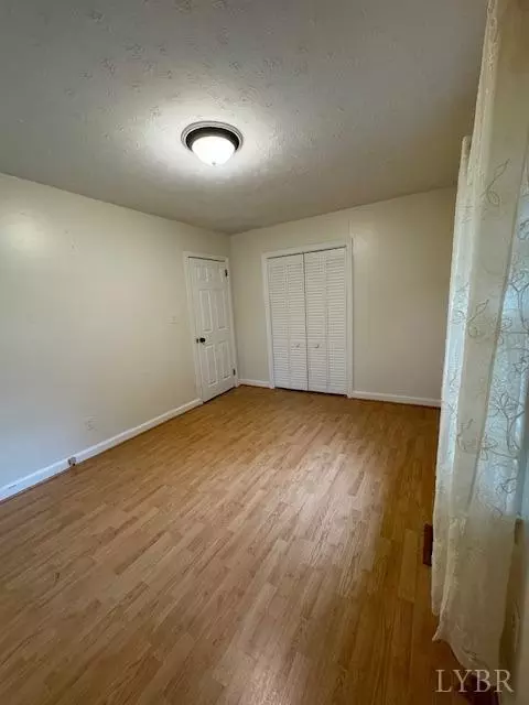 1359 Redfields Rd, Appomattox, VA 24522 photo 18