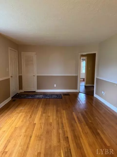 1359 Redfields Rd, Appomattox, VA 24522 photo 6